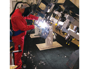 Cushion Ease Solid™ Niru® 656 - Modular Anti-Fatigue Matting (Nitrile Rubber) - Image 2
