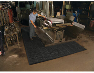 Cushion-Ease® 850  GSII™ - Modular Anti-Fatigue Matting (Nitrile Rubber) - Image 3